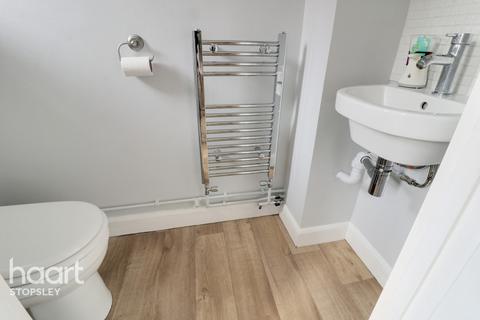 12 Greenriggs, Luton, LU2 9TQ