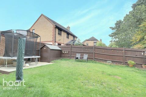 12 Greenriggs, Luton, LU2 9TQ