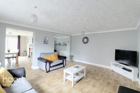 12 Greenriggs, Luton, LU2 9TQ