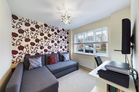 33 Gatehead Crescent, Bishopton, PA7 5QP