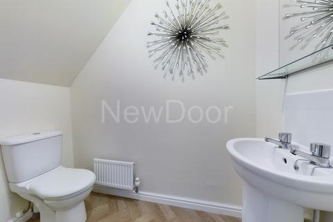 33 Gatehead Crescent, Bishopton, PA7 5QP