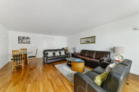 undefined, New Providence Wharf, Fairmont Avenue, London, E14
