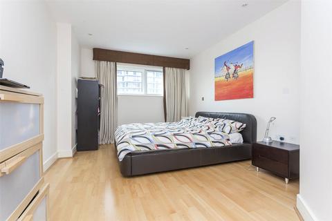 2 bedroom apartment to rent, Howard Building, 348 Queenstown Road, London, SW11