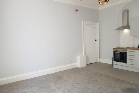 Studio to rent, Newport Terrace, Newport Road, Newport, Barnstaple, EX32