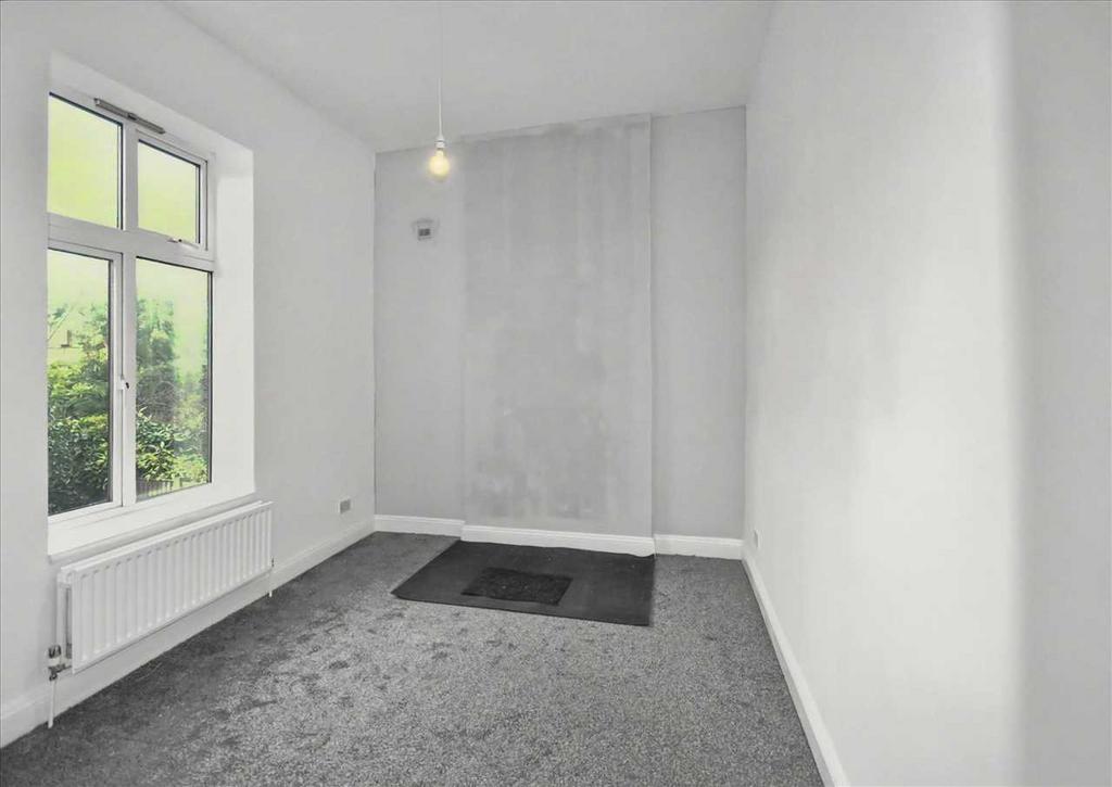 Apartment in Chiswick - View 2