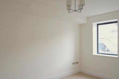 2 bedroom flat for sale - Willow Street, London, Greater London. E4