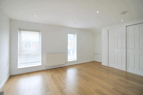 1 bedroom apartment for sale, Queenstone Mews, Farnborough , Hampshire, GU14