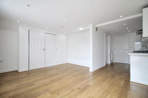 1 bedroom apartment for sale, Queenstone Mews, Farnborough , Hampshire, GU14