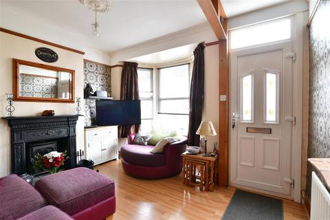 60 Bingham Road, Rochester, ME2 4JJ