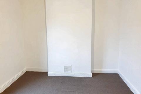 2 bedroom terraced house to rent, Kendal Street , Wigan  WN6