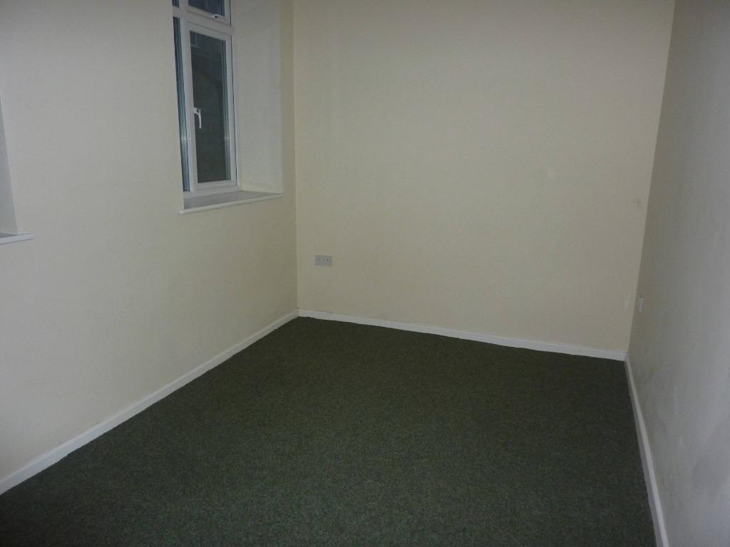 Harrison Street, Bloxwich, WS3 1 bed flat £450 pcm (£104 pw)