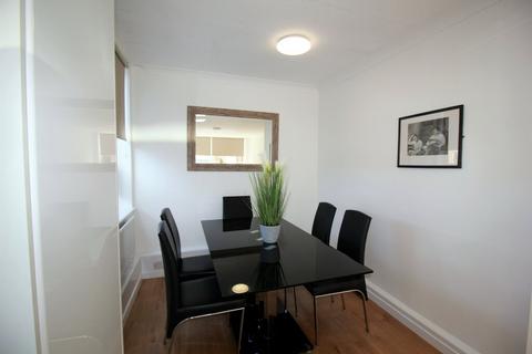 3 bedroom flat for sale, Harrowby Street, Marylebone, W1H