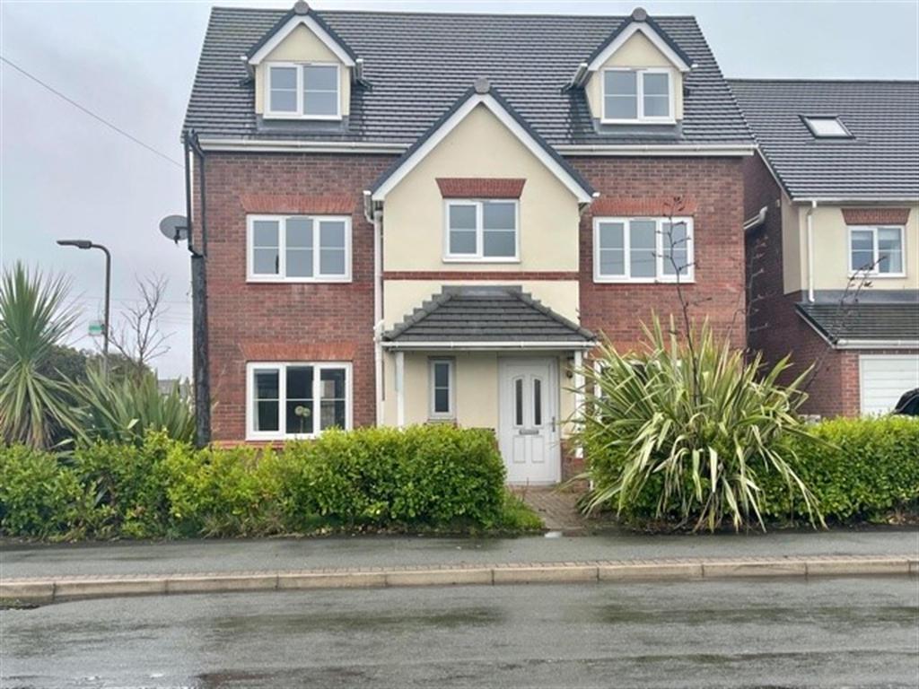 Central Drive, Walney... 6 bed detached house £350,000