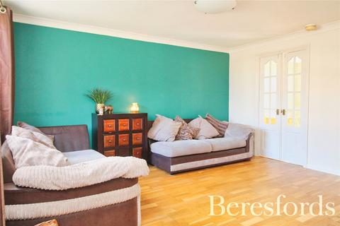 70 Elmdon Road, South Ockendon, RM15 5BF