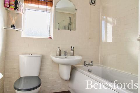 70 Elmdon Road, South Ockendon, RM15 5BF