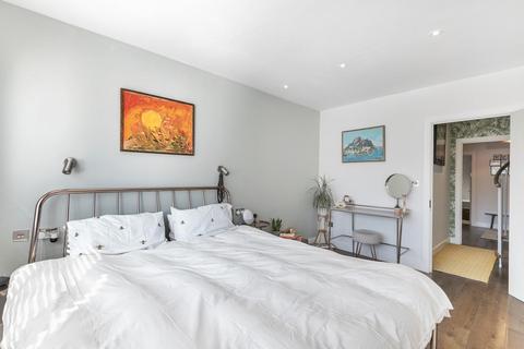Flat 3, 24 Anerley Hill, London, SE19 2AD