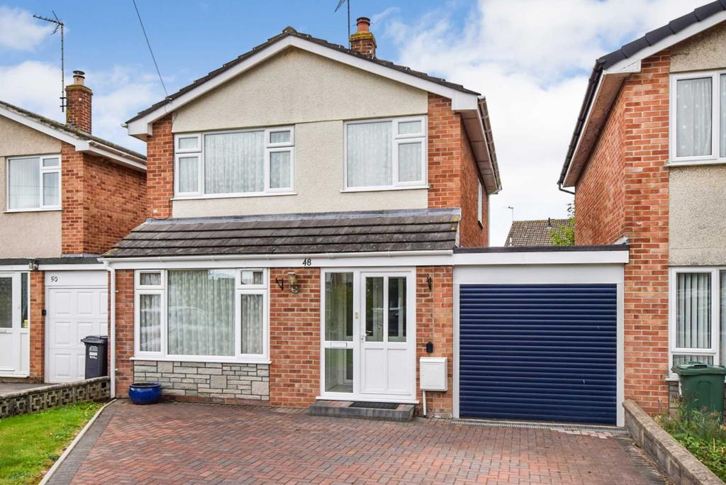 48 Park Road, Congresbury, BS49 5HH 3 bed link detached house £379,950