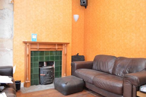 17 Brierley Street, Oldham, OL8 3DZ