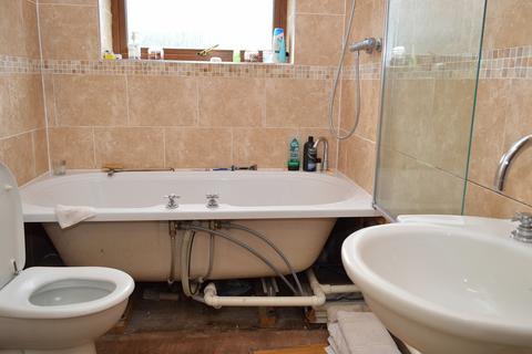 17 Brierley Street, Oldham, OL8 3DZ