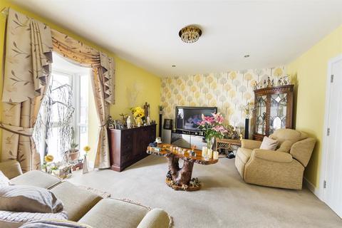 2 Smyth Lane, Bristol, BS3 2DE
