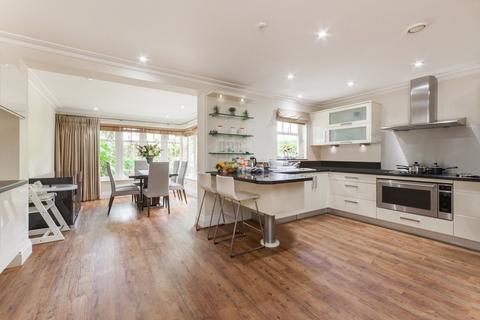 5 bedroom semi-detached house to rent, Mountview Close, Hampstead NW11