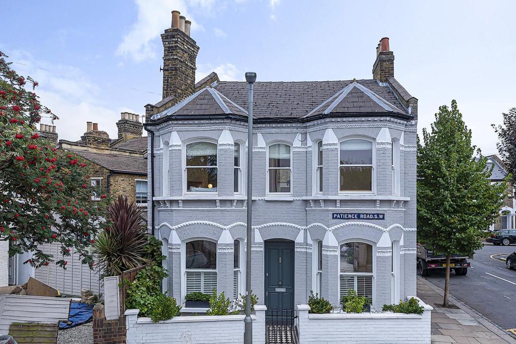 Patience Road, Battersea 3 bed end of terrace house £1,125,000