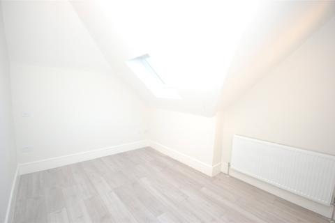 2 bedroom apartment to rent, Long Lane, Finchley, N3