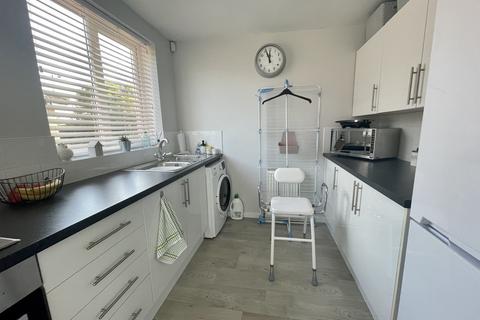 2 Ambleside Way, Gedling, Nottingham, NG4 2QY