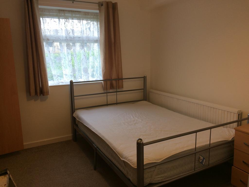 Cambridge letting agents double bedroom