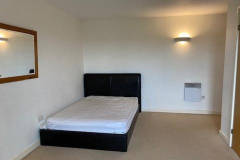 2 bedroom apartment to rent, Park West, Derby Road