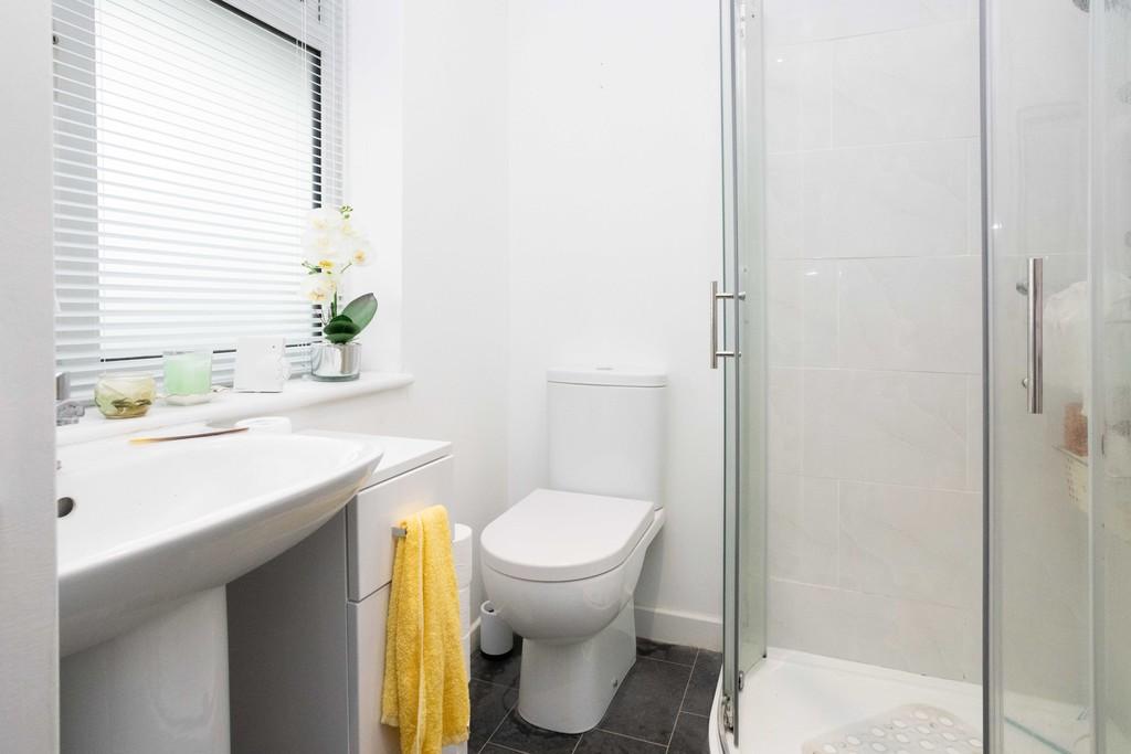 Annexe Shower Room