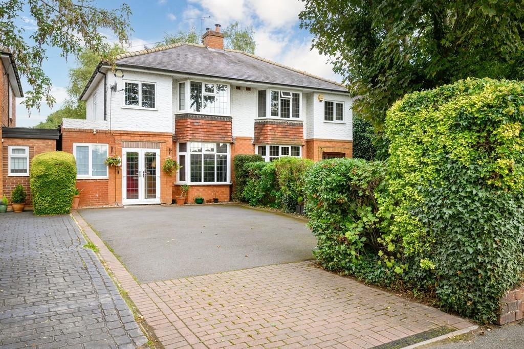 Widney Road, Bentley Heath 3 bed semidetached house £400,000