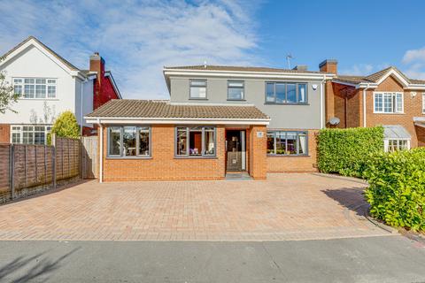18 Fullbrook Close, Shirley, Solihull, B90 4UB