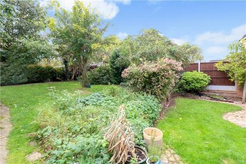24 Faircroft, Kenilworth, CV8 1JT