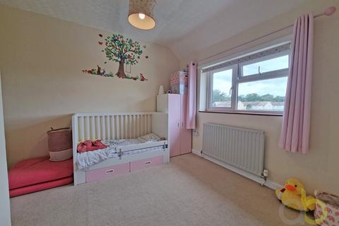 104 Erriff Drive, South Ockendon, RM15 5AY