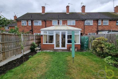 104 Erriff Drive, South Ockendon, RM15 5AY