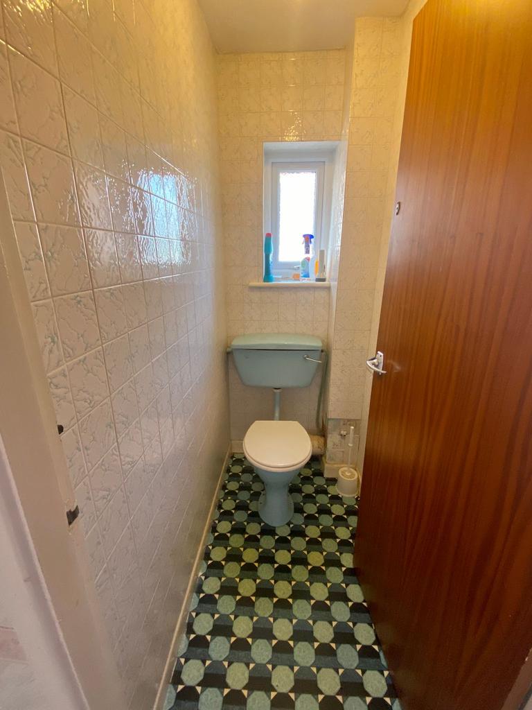 Bathroom (WC Upstairs )