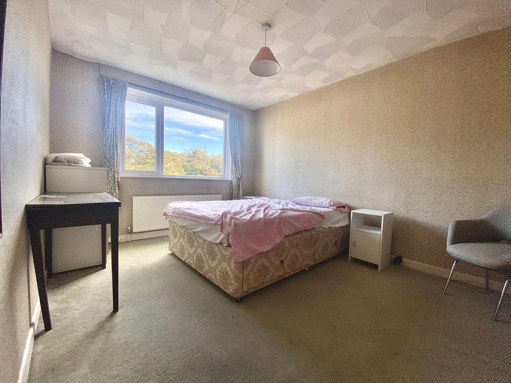 Bedroom 2 (Double)