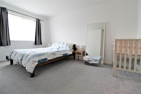 2 Denmead Road, Croydon, CR0 3TA