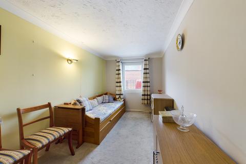 2 bedroom apartment for sale - Louden Road, Cromer
