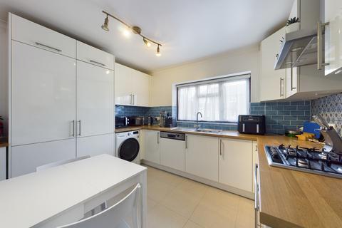 14 Cleves Way, Ruislip, HA4 9QB