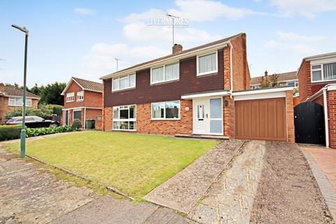 18 Cedar Drive, Sutton At Hone, Dartford, DA4 9EN