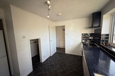 3 bedroom terraced house to rent, Albert Road, Warlingham