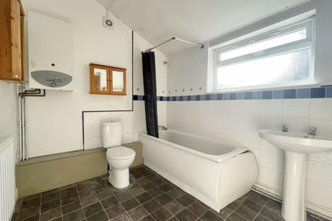 84 Earl Street, Grimsby, DN31 2PW