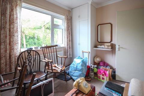 5 Abbey Grove, Minster, Ramsgate, CT12 4HB