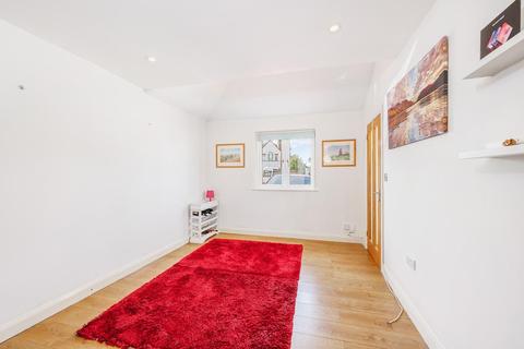 26a Studland Road, London, W7 3QX