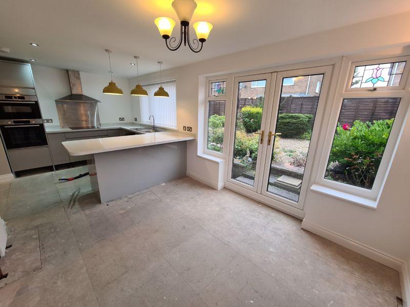 Kitchen /...