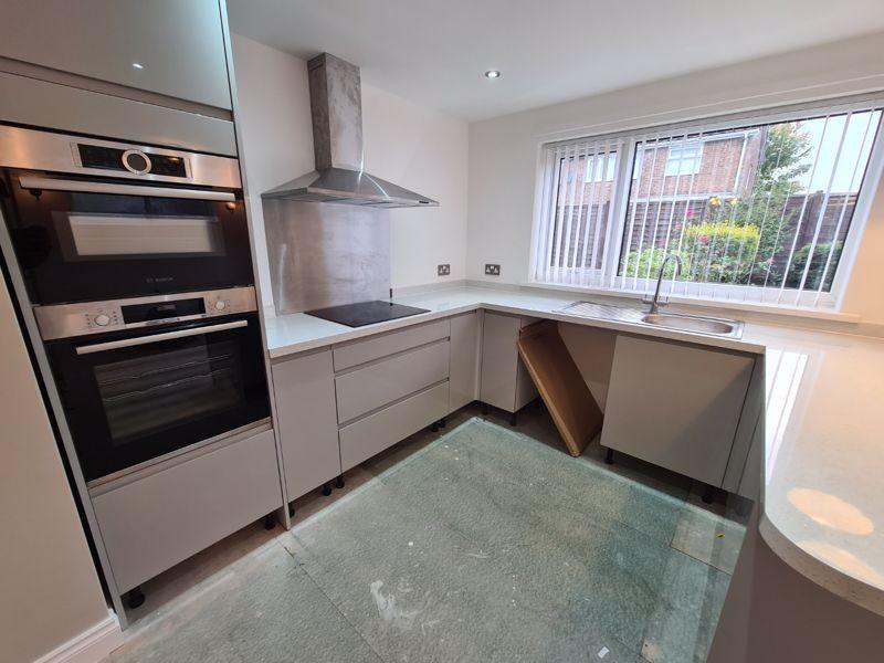 Kitchen /...