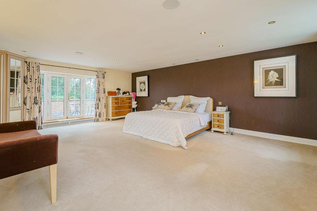 Principal Bedroom