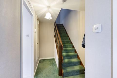 59 Mayflower Close, South Ockendon, RM15 6HZ